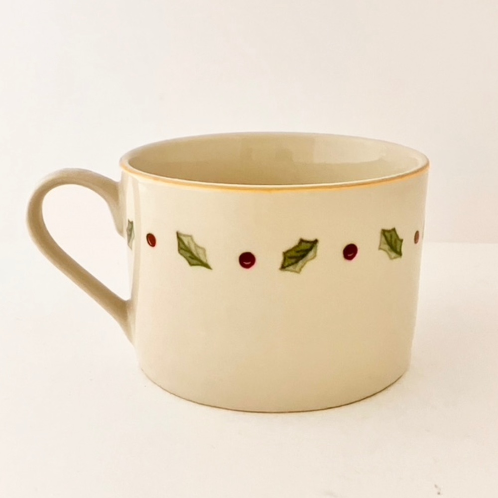 Merry Brite Coffee Mug Cup Christmas Poinsettia Design 8 Oz NEW